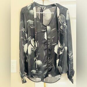 Matty M medium floral polyester blouse